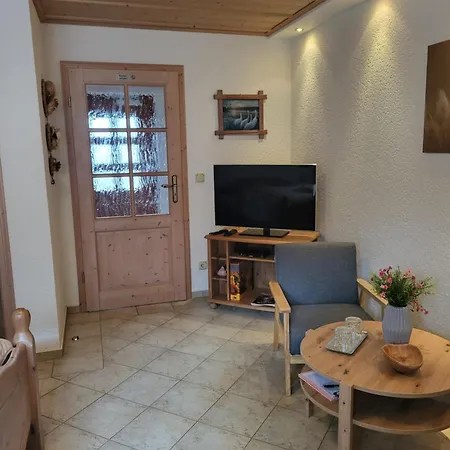 Und Eiscafe Frank 3* Leimbach (Wartburgkreis)