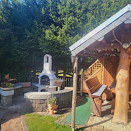 Und Eiscafe Frank Konukevi Leimbach (Wartburgkreis)
