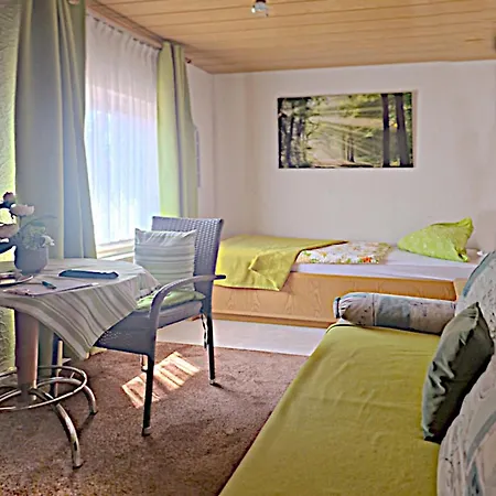 Und Eiscafe Frank Гостевой дом