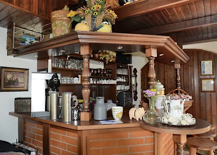 Und Eiscafe Frank Leimbach (Wartburgkreis)