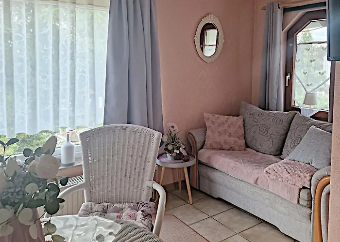 Doppelzimmer Und Eiscafe Frank Leimbach (Wartburgkreis)